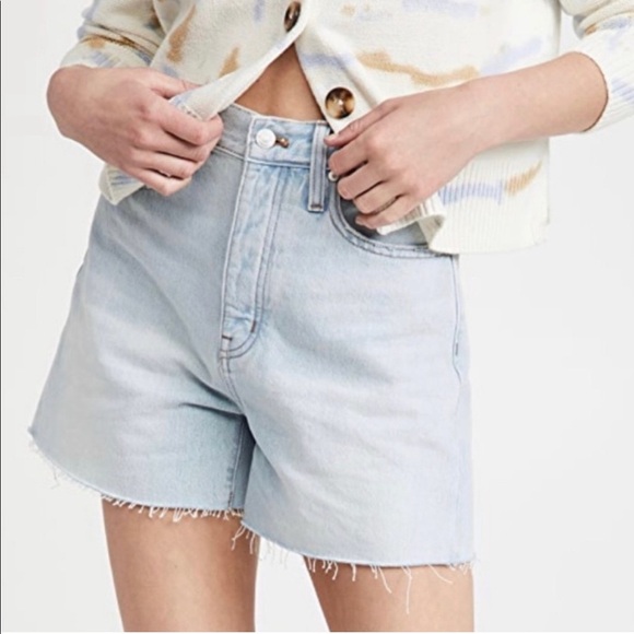 Madewell Pants - Madewell The Momjean Short in Givens Wash size 28